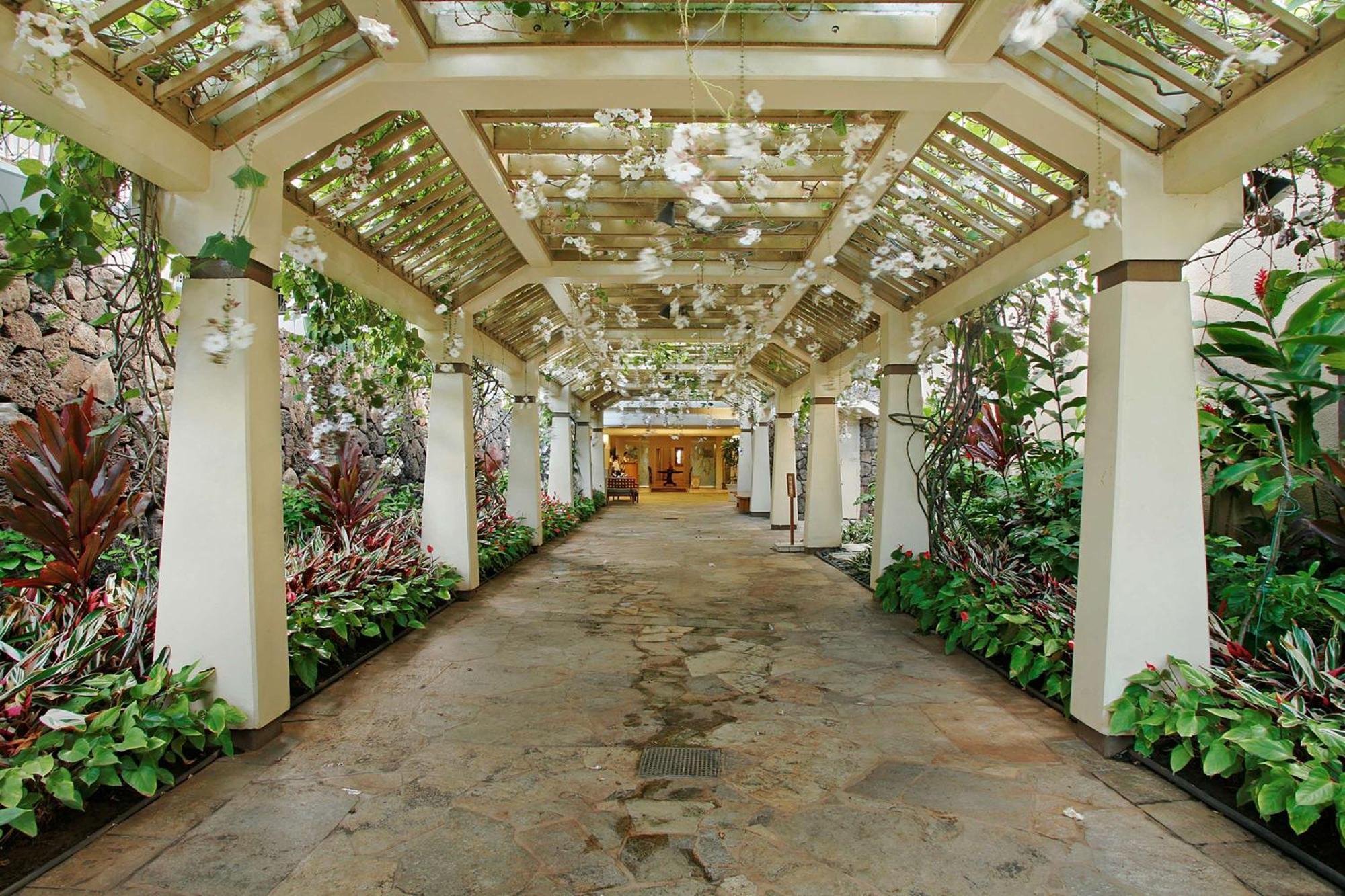 แอสตัน ไวกีกิ บีช ทาวเวอร์ Aparthotel โฮโนลูลู ภายนอก รูปภาพ The interior of the hotel